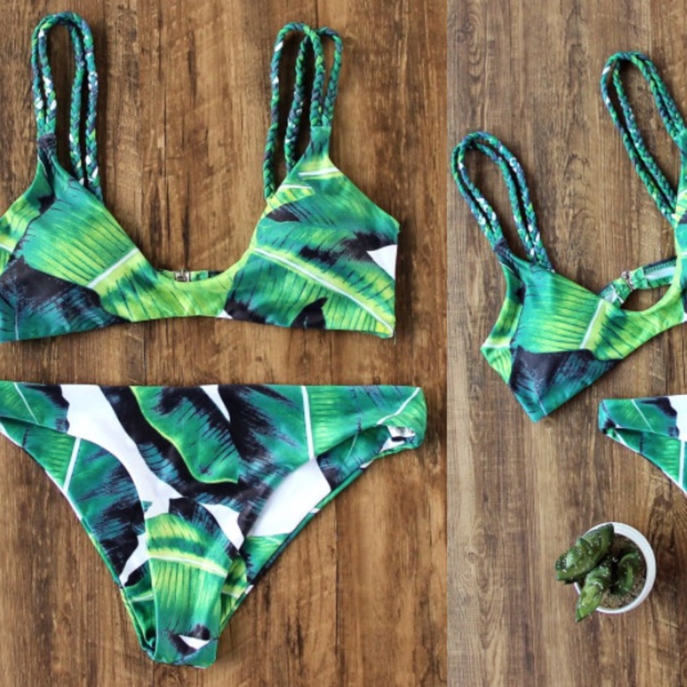 NWOT Leaf print bikini set